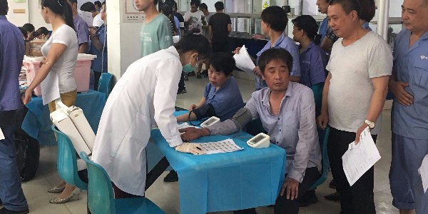 關(guān)愛(ài)員工，以人為本——鴻發(fā)有色組織全員體檢